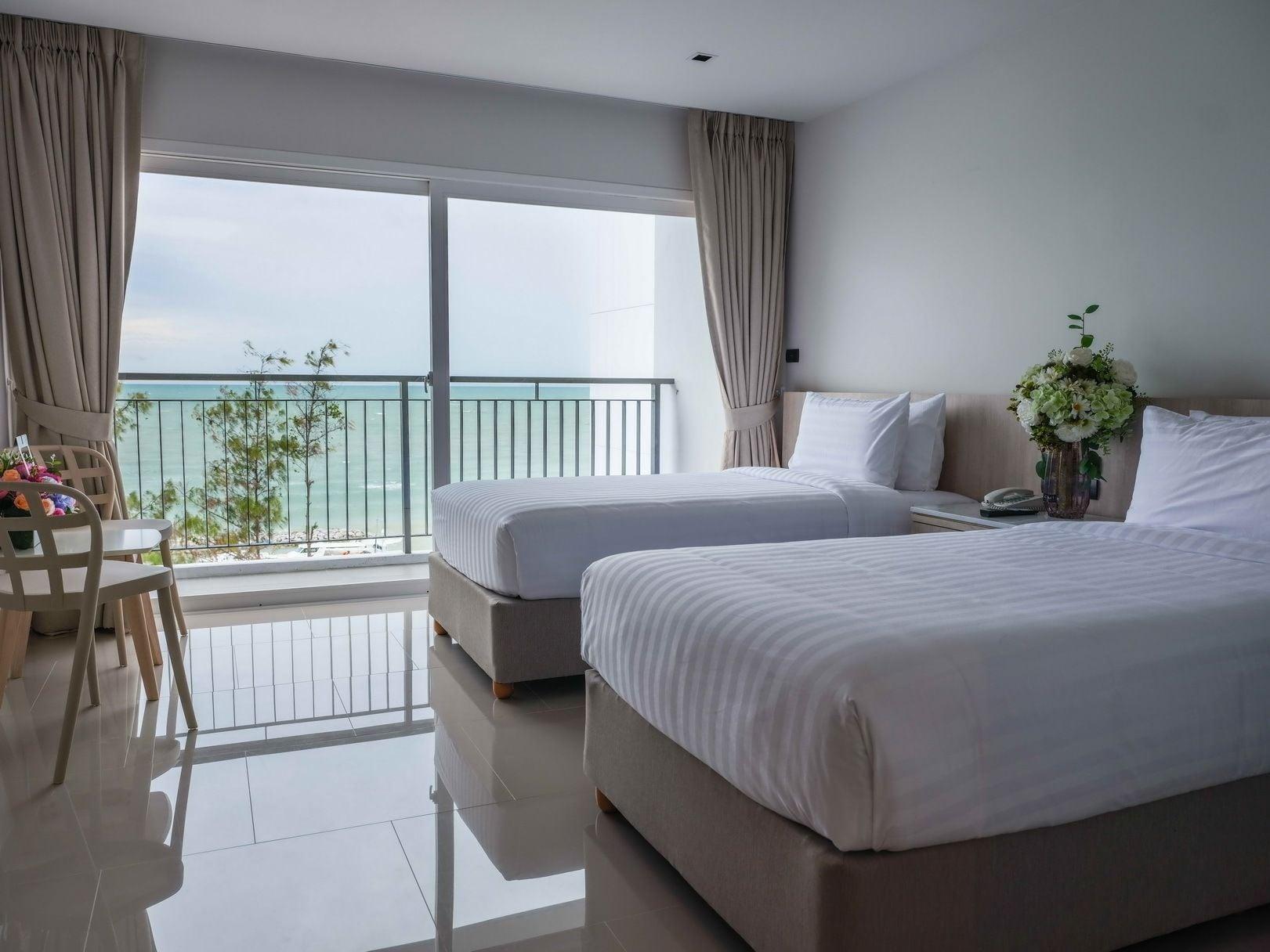 Worita Cove Hotel Na Chom Thian Exteriör bild
