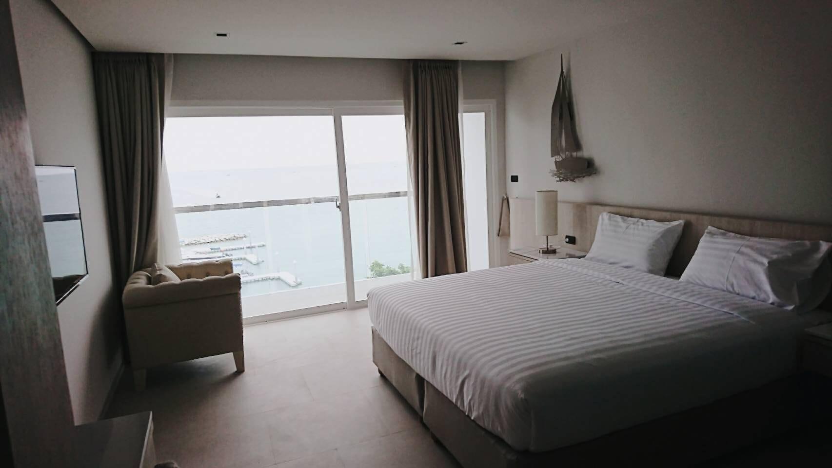 Worita Cove Hotel Na Chom Thian Exteriör bild